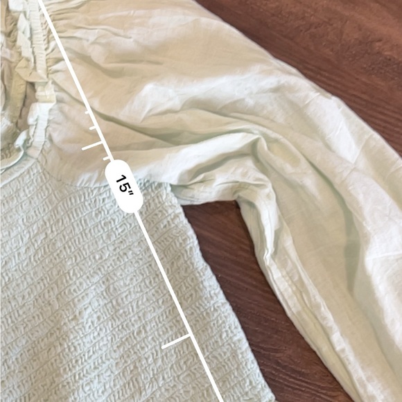 Aerie light pastel green smocked ruffle sleeve top - Picture 4 of 4